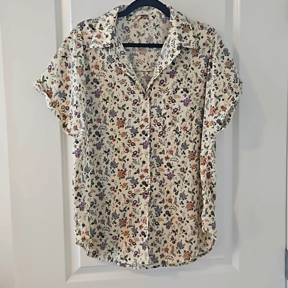 Floral short sleeve button up 100% cotton blouse